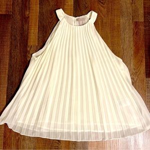 H&M pleated sleeveless